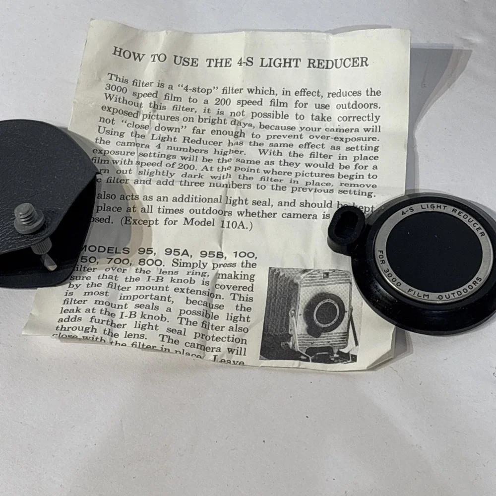Polaroid Land Camera Model 80 B Antique Vintage Case Extras 80B Light  Reducer